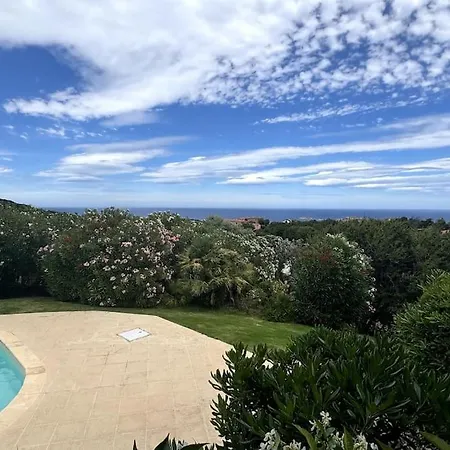 Con Piscina A