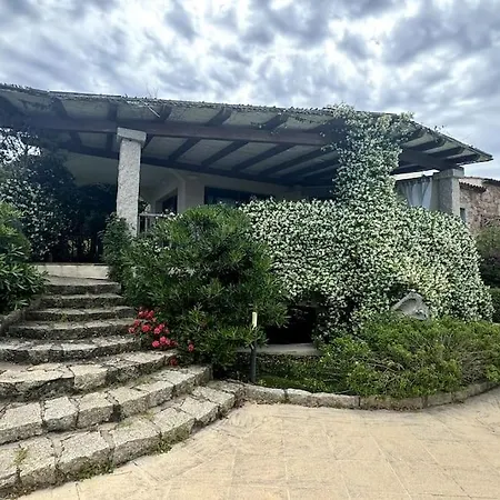 Con Piscina A
